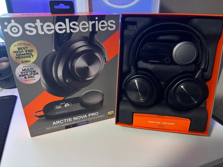 Steelseries Arctis Nova Pro, Computers en Software, Headsets, Gebruikt, Over-ear, Bedraad, Gaming headset, Inklapbare microfoon