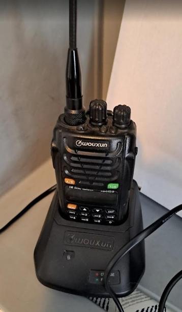 Wouxun KG-UVD1P Dualband portofoon met programmeerkabel beschikbaar voor biedingen