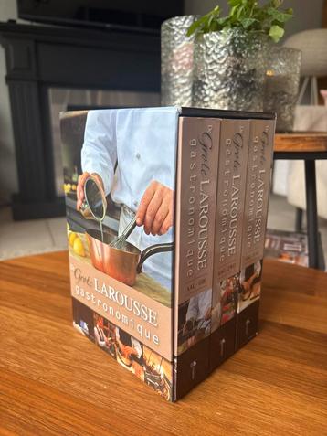 De Grote Larousse Gastronomique - Kookencyclopedie beschikbaar voor biedingen