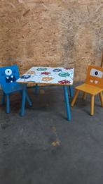 Kindertafel met 2 stoeltjes, Nieuw, Ophalen