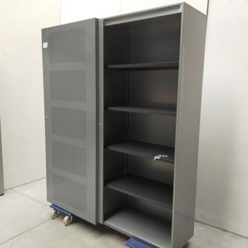 Ahrend metalen akoestische schuifdeurenkast - 195x200x48 cm beschikbaar voor biedingen