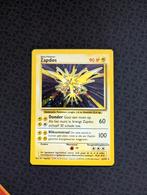 Zapdos Holo #16 Pokemon Base Set, Ophalen of Verzenden, Zo goed als nieuw, Losse kaart, Foil