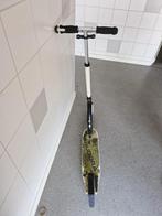 Step, Fietsen en Brommers, Steps, Ophalen of Verzenden, Zo goed als nieuw