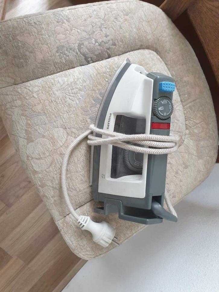 PHILIPS strijkijzer, Witgoed en Apparatuur, Strijkijzers en Strijkplanken, Zo goed als nieuw, Strijkijzer met snoer, Ophalen of Verzenden