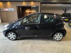 Toyota Aygo 1.0-12V | Airco | Elektr. pakket, Auto's, Voorwielaandrijving, Stof, Gebruikt, Zwart