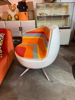 Te gekke retro vintage design stoel, Huis en Inrichting, Ophalen, Gebruikt, Eén