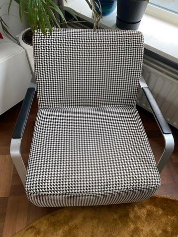 Zuiver Adwin Fauteuil met Pied de Poule Bekleding beschikbaar voor biedingen