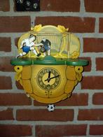 Voetbal klokje 1952, Antiek en Kunst, Antiek | Klokken, Ophalen of Verzenden