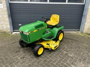 John Deere 320 zitmaaier