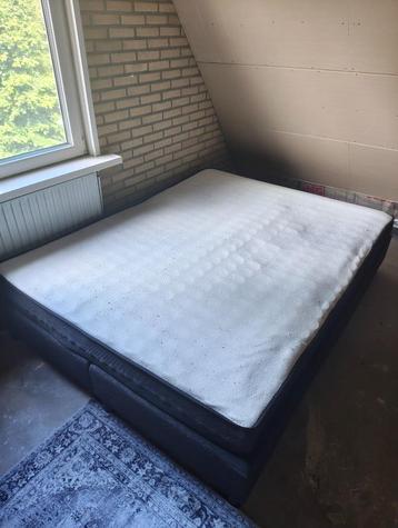 Gratis boxspring met topper - 160x200 - TEAB