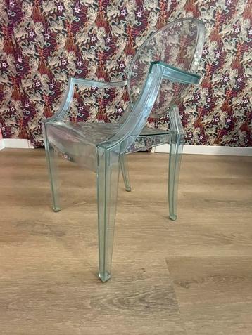 Design kinderstoelen, Lou Lou Gost, design Stark by Kartel beschikbaar voor biedingen
