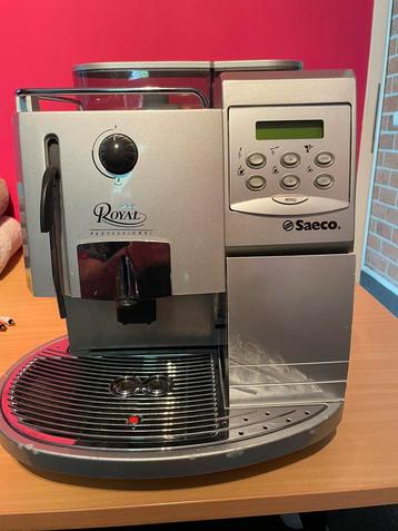 Saeco bonen koffiemachine beschikbaar voor biedingen