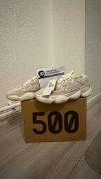 Yeezy 500 bone white maat 42 NIEUW MET BON!!!!, Nieuw, Adidas Yeezy, Ophalen of Verzenden, Wit