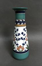 Vaas ‘Ispahan’ Arnhemsche Fayencefabriek Klaas Vet ca.1915, Antiek en Kunst, Antiek | Keramiek en Aardewerk, Ophalen of Verzenden