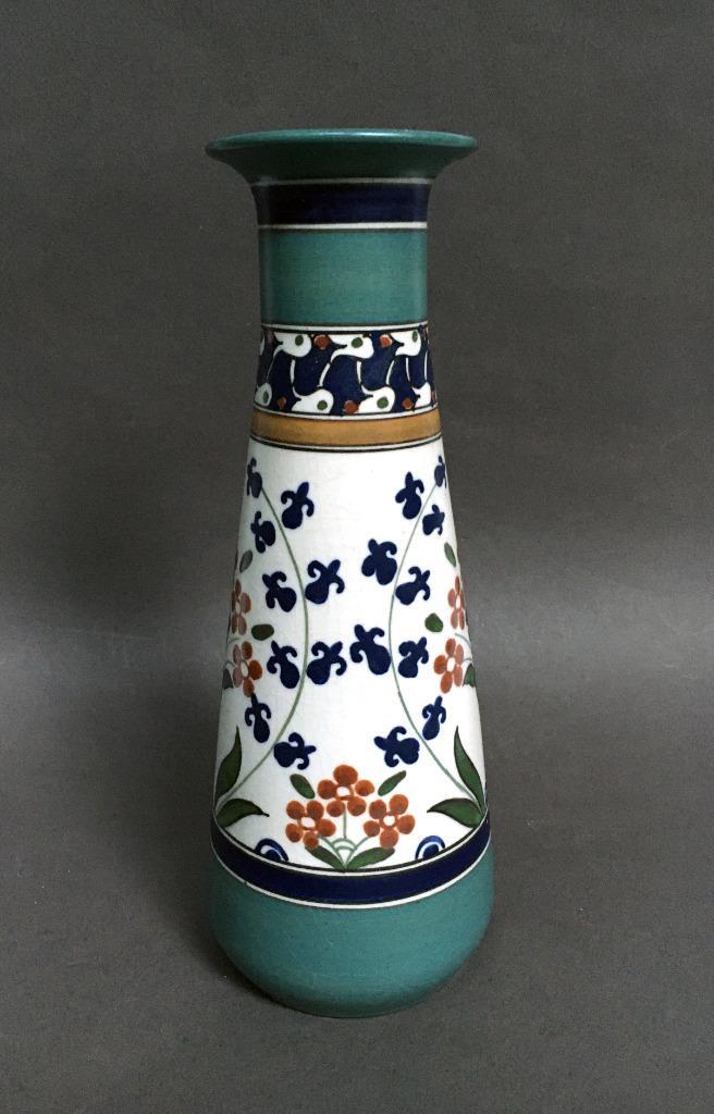 Vaas ‘Ispahan’ Arnhemsche Fayencefabriek Klaas Vet ca.1915, Antiek en Kunst, Antiek | Keramiek en Aardewerk, Ophalen of Verzenden