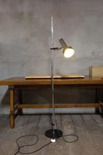 Metalen vloerlamp vintage industrieel, Huis en Inrichting, Lampen | Vloerlampen, Ophalen, Metaal, 2e hands. niet bekend, Niet bekend