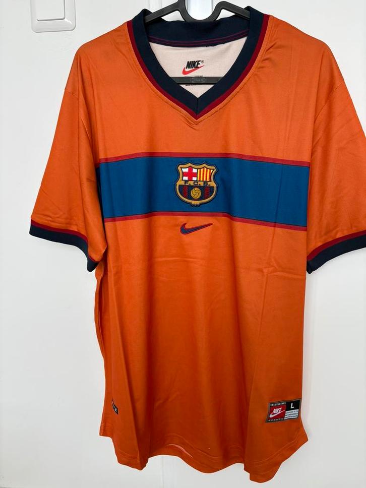 Retro Rivlado Barcelona Brazilie Large vintage milan, Sport en Fitness, Voetbal, Nieuw, Shirt, Maat L, Ophalen of Verzenden