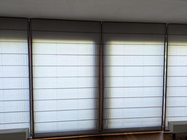 Automatisch lichtgrijs vouwgordijn Somfy  640cm b x 260cm h, Huis en Inrichting, Stoffering | Gordijnen en Lamellen, Gebruikt
