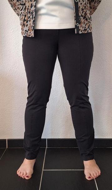 Toni zwart broek pantalon 42 Slim fit kleding mode dames  beschikbaar voor biedingen