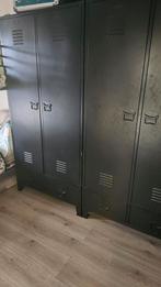 2 kasten  150 euro, Ophalen of Verzenden, Zo goed als nieuw