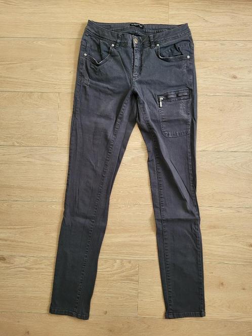 SPS Superstar skinny broek, antraciet grijs, mt 38, zgan, Kleding | Dames, Broeken en Pantalons, Zo goed als nieuw, Maat 38/40 (M)