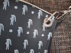 Lacoste, Sieraden, Tassen en Uiterlijk, Tassen | Damestassen, Ophalen of Verzenden, Zo goed als nieuw, Zwart, Handtas
