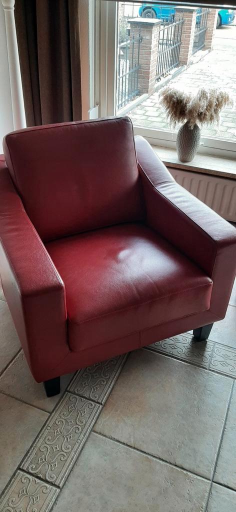 Leolux rode lederen fauteuil, Huis en Inrichting, Fauteuils, Zo goed als nieuw, 50 tot 75 cm, 75 tot 100 cm, Ophalen