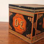 Oude Douwe Egberts koffieblik met houten bodem, Oosterdoksstraat 80, 1011 DK Amsterdam, Ophalen of Verzenden, Metaal, Douwe Egberts