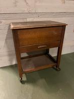 Vintage houten drankenkastje op wieltjes, Antiek en Kunst, Ophalen