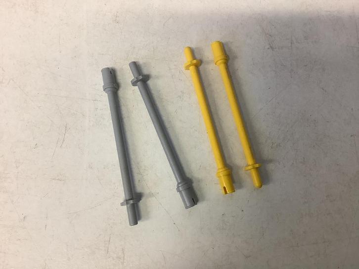 Lego staaf 8L met stopringen en pen skistokken grijs en geel, Kinderen en Baby's, Speelgoed | Duplo en Lego, Gebruikt, Lego, Losse stenen