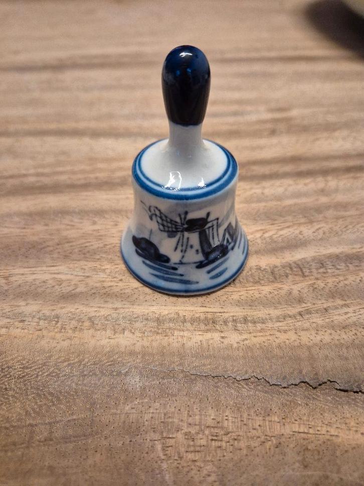 Delfts Blauw Belletje Handgeschilderd, Antiek en Kunst, Antiek | Keramiek en Aardewerk, Ophalen of Verzenden