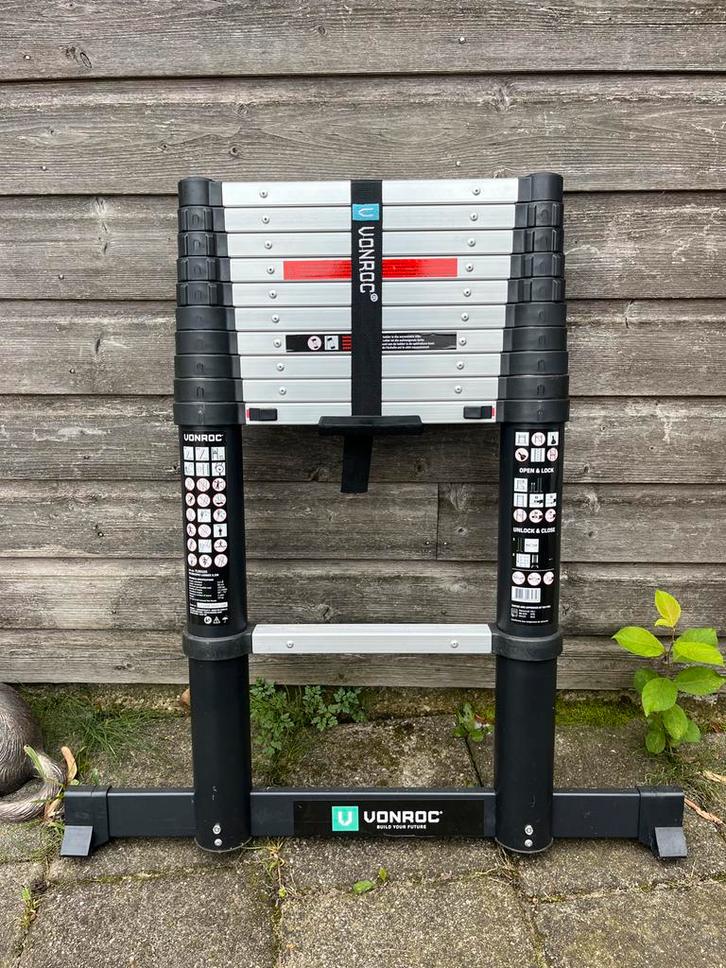 Vonroc Telescoopladder 3.2 meter, Doe-het-zelf en Verbouw, Ladders en Trappen, Gebruikt, Ladder, 2 tot 4 meter, Opvouwbaar of Inschuifbaar