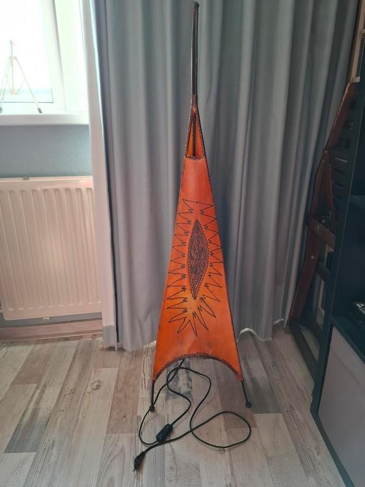 Originele Henna Lamp - Sfeervolle Verlichting, Huis en Inrichting, Lampen | Vloerlampen, Gebruikt, 100 tot 150 cm, Metaal, Overige materialen