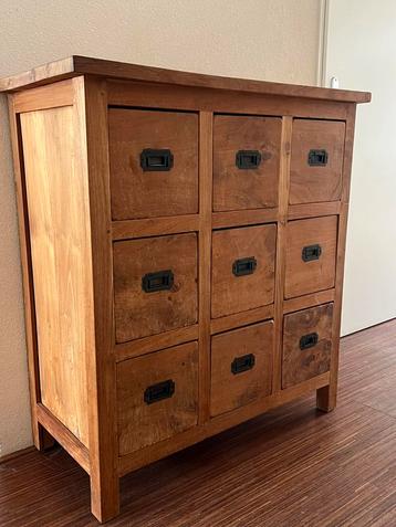 Apothekerskast/dressoir/ladenkast beschikbaar voor biedingen