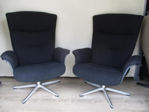 NIEUWSTAAT set Conform Prime design relax fauteuils zwart M, Huis en Inrichting, Fauteuils, Zo goed als nieuw, Hout, Metaal, Stof