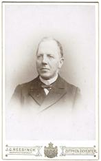 CDV - Portret Man Pak - Foto Reesinck Zutphen Deventer, Verzamelen, Gebruikt, Foto, Ophalen of Verzenden, Voor 1940
