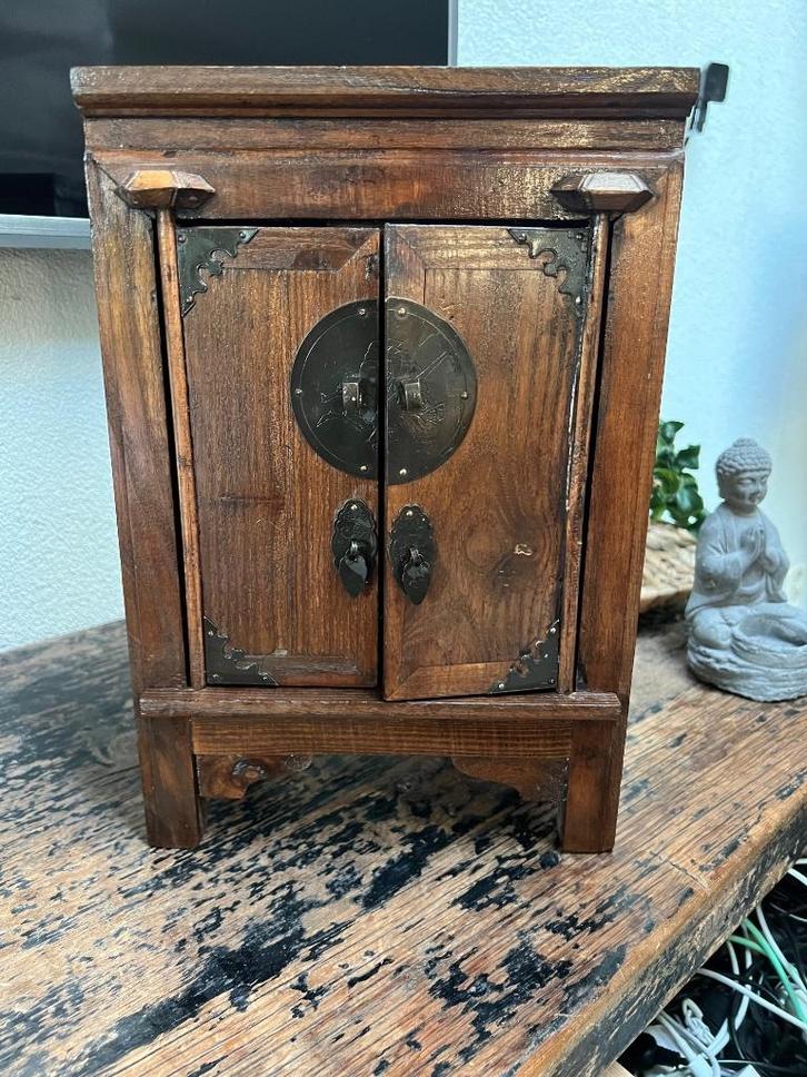 Chinees sieradenkastje chinese mini bruidskast voor juwelen, Antiek en Kunst, Kunst | Niet-Westerse kunst, Ophalen of Verzenden