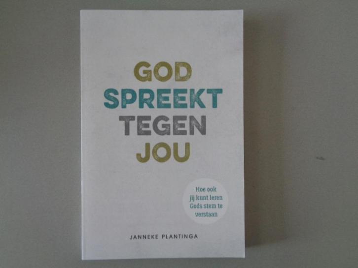 God spreekt tegen jou - Janneke Plantinga, Boeken, Godsdienst en Theologie, Zo goed als nieuw, Christendom | Katholiek, Christendom | Protestants