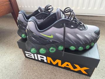 Nike DN8 zwart/neon / groen maat US 9/ EU 42,5  (nieuwstaat) beschikbaar voor biedingen