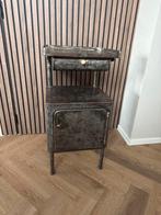 Oud ziekenhuis kastje - Geborsteld metaal, Huis en Inrichting, Slaapkamer | Nachtkastjes, Ophalen, Gebruikt, Minder dan 45 cm