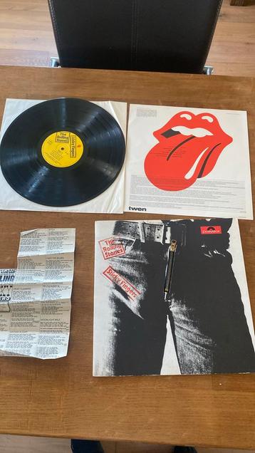 Lp rolling stones sticky fingers beschikbaar voor biedingen