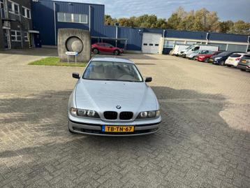 BMW 5-serie 520i Executive beschikbaar voor biedingen