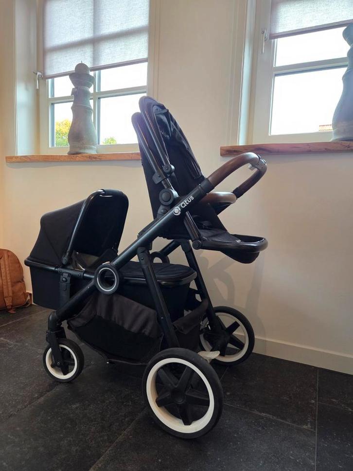 Qtus Duowagen - Overbodig, in nette staat!, Kinderen en Baby's, Kinderwagens en Combinaties, Overige merken, Duowagen, Ophalen