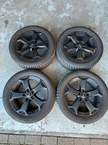 Winterbanden Audi Q2 215/55R17 Nieuwstaat  beschikbaar voor biedingen