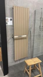 Radiator 180x58 Mat Beige SHOWROOM MODEL, Doe-het-zelf en Verbouw, Verwarming en Radiatoren, Ophalen, Hoog rendement (Hr), Radiator