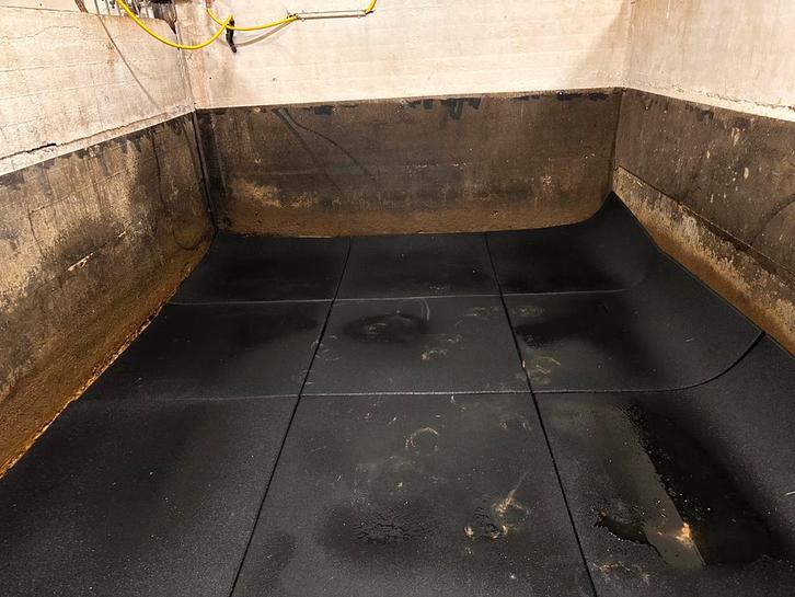 50m2 Rubber matten 100x100 1050kg/m3 stal paddock wasplaats, Dieren en Toebehoren, Stalling en Weidegang, Opfok, Stalling, Weidegang