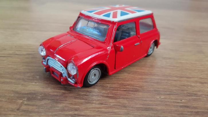 Exotic Wheel Mini Cooper Schaalmodel met Union Jack Rood, Hobby en Vrije tijd, Modelauto's | Overige schalen, Gebruikt, Auto, Ophalen of Verzenden