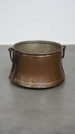 Grote en zeer charmante antieke koperen ketel/ haardhout bak, Antiek en Kunst, Antiek | Koper en Brons, Ophalen, Koper