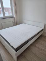 Ikea bed en matras / Bed frame + mattress (160x200), Ophalen, Wit, Tweepersoons, Zo goed als nieuw