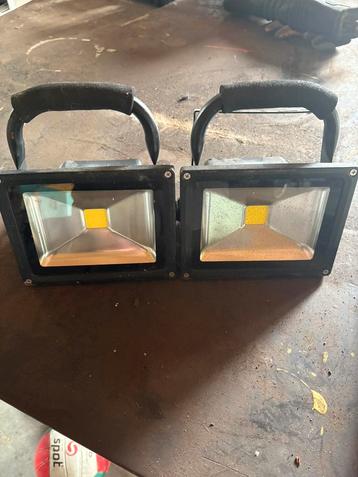 Acuulamp bouwlamp ip 64 beschikbaar voor biedingen